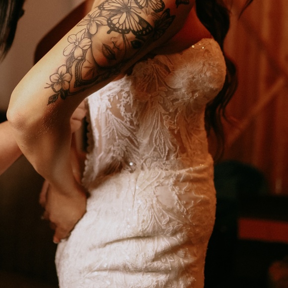 Strapless wedding dress - Picture 1 of 4